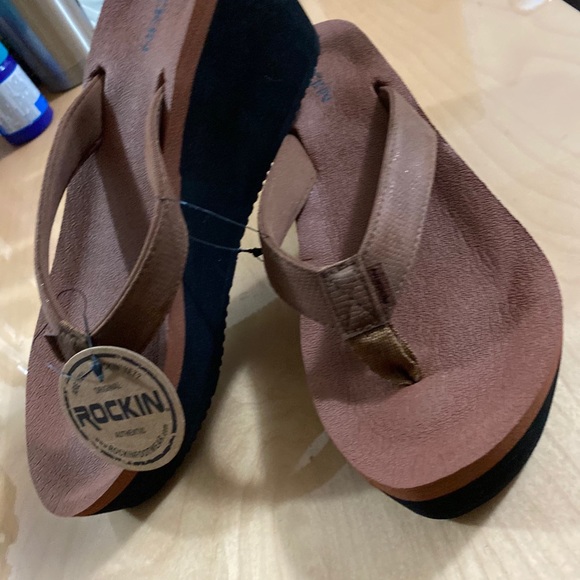 Wedge Sandals - Picture 2 of 4